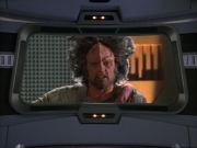 ariane179254_StarTrekVoyager_1x01_1x02-Caretaker_6238.jpg