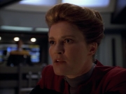 ariane179254_StarTrekVoyager_1x01_1x02-Caretaker_6241.jpg