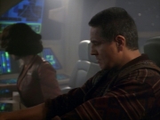 ariane179254_StarTrekVoyager_1x01_1x02-Caretaker_6288.jpg