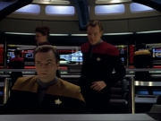 ariane179254_StarTrekVoyager_1x01_1x02-Caretaker_6302.jpg