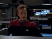 ariane179254_StarTrekVoyager_1x01_1x02-Caretaker_6306.jpg