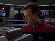 ariane179254_StarTrekVoyager_1x01_1x02-Caretaker_6311.jpg