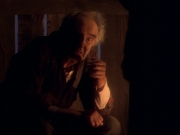 ariane179254_StarTrekVoyager_1x01_1x02-Caretaker_6399.jpg