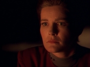 ariane179254_StarTrekVoyager_1x01_1x02-Caretaker_6451.jpg