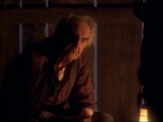 ariane179254_StarTrekVoyager_1x01_1x02-Caretaker_6520.jpg
