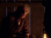 ariane179254_StarTrekVoyager_1x01_1x02-Caretaker_6521.jpg
