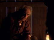 ariane179254_StarTrekVoyager_1x01_1x02-Caretaker_6525.jpg