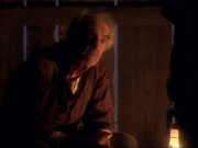 ariane179254_StarTrekVoyager_1x01_1x02-Caretaker_6527.jpg