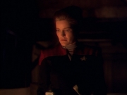 ariane179254_StarTrekVoyager_1x01_1x02-Caretaker_6530.jpg