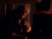 ariane179254_StarTrekVoyager_1x01_1x02-Caretaker_6546.jpg