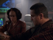 ariane179254_StarTrekVoyager_1x01_1x02-Caretaker_6629.jpg