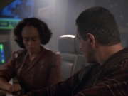 ariane179254_StarTrekVoyager_1x01_1x02-Caretaker_6633.jpg
