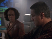 ariane179254_StarTrekVoyager_1x01_1x02-Caretaker_6635.jpg