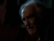 ariane179254_StarTrekVoyager_1x01_1x02-Caretaker_6751.jpg