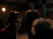 ariane179254_StarTrekVoyager_1x01_1x02-Caretaker_6757.jpg