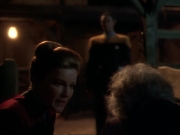 ariane179254_StarTrekVoyager_1x01_1x02-Caretaker_6759.jpg