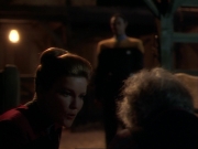 ariane179254_StarTrekVoyager_1x01_1x02-Caretaker_6761.jpg