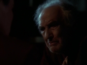 ariane179254_StarTrekVoyager_1x01_1x02-Caretaker_6763.jpg