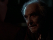 ariane179254_StarTrekVoyager_1x01_1x02-Caretaker_6771.jpg
