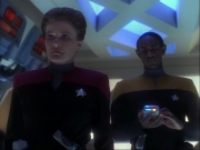 ariane179254_StarTrekVoyager_1x01_1x02-Caretaker_6852.jpg