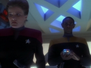 ariane179254_StarTrekVoyager_1x01_1x02-Caretaker_6864.jpg