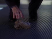 ariane179254_StarTrekVoyager_1x01_1x02-Caretaker_6876.jpg