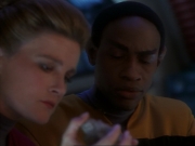 ariane179254_StarTrekVoyager_1x01_1x02-Caretaker_6906.jpg