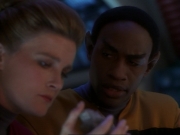 ariane179254_StarTrekVoyager_1x01_1x02-Caretaker_6907.jpg