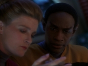 ariane179254_StarTrekVoyager_1x01_1x02-Caretaker_6913.jpg