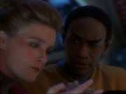 ariane179254_StarTrekVoyager_1x01_1x02-Caretaker_6917.jpg