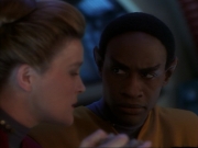 ariane179254_StarTrekVoyager_1x01_1x02-Caretaker_6936.jpg