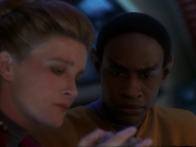 ariane179254_StarTrekVoyager_1x01_1x02-Caretaker_6940.jpg