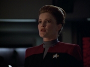 ariane179254_StarTrekVoyager_1x01_1x02-Caretaker_6962.jpg