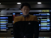 ariane179254_StarTrekVoyager_1x01_1x02-Caretaker_7064.jpg
