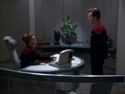 ariane179254_StarTrekVoyager_1x01_1x02-Caretaker_7113.jpg