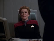 ariane179254_StarTrekVoyager_1x01_1x02-Caretaker_7135.jpg