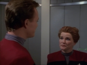 ariane179254_StarTrekVoyager_1x01_1x02-Caretaker_7203.jpg