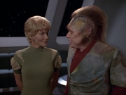 ariane179254_StarTrekVoyager_1x01_1x02-Caretaker_7225.jpg