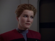 ariane179254_StarTrekVoyager_1x01_1x02-Caretaker_7233.jpg
