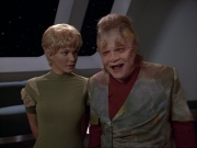 ariane179254_StarTrekVoyager_1x01_1x02-Caretaker_7237.jpg