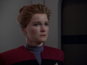 ariane179254_StarTrekVoyager_1x01_1x02-Caretaker_7286.jpg
