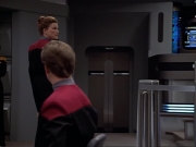 ariane179254_StarTrekVoyager_1x01_1x02-Caretaker_7306.jpg
