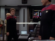 ariane179254_StarTrekVoyager_1x01_1x02-Caretaker_7317.jpg