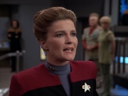 ariane179254_StarTrekVoyager_1x01_1x02-Caretaker_7330.jpg