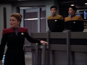 ariane179254_StarTrekVoyager_1x01_1x02-Caretaker_7337.jpg