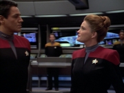 ariane179254_StarTrekVoyager_1x01_1x02-Caretaker_7342.jpg
