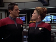 ariane179254_StarTrekVoyager_1x01_1x02-Caretaker_7343.jpg
