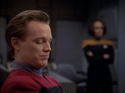 ariane179254_StarTrekVoyager_1x01_1x02-Caretaker_7348.jpg