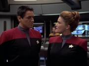 ariane179254_StarTrekVoyager_1x01_1x02-Caretaker_7359.jpg