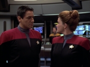 ariane179254_StarTrekVoyager_1x01_1x02-Caretaker_7361.jpg